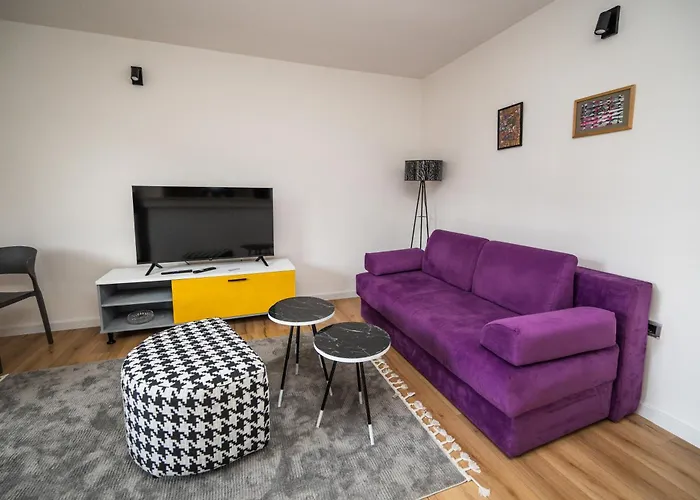 Apartament Bright And Colorful 1bdr In The Center Sarajewo