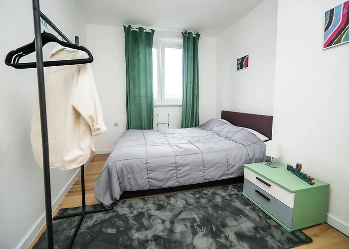 Bright And Colorful 1bdr In The Center Apartament *